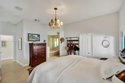 471 SW 92nd Passage Miami FL 33174