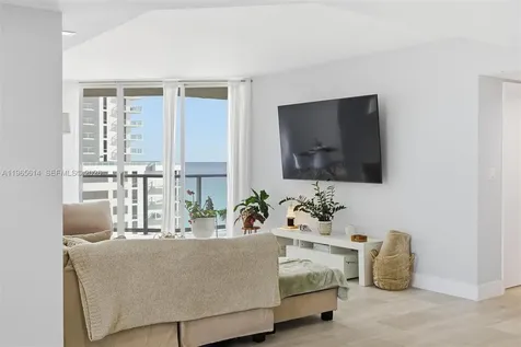 16485 Collins Avenue Sunny Isles Beach FL 33160