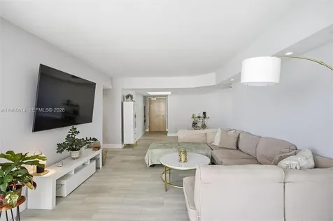 16485 Collins Avenue Sunny Isles Beach FL 33160