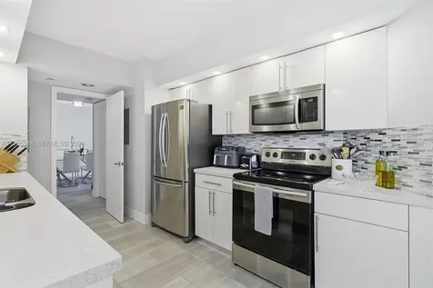 16485 Collins Avenue Sunny Isles Beach FL 33160
