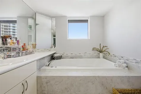 16485 Collins Avenue Sunny Isles Beach FL 33160