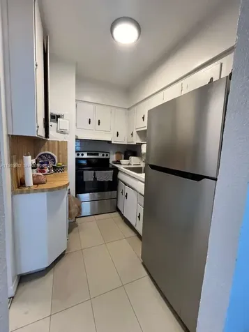 600 Layne Boulevard Hallandale Beach FL 33009