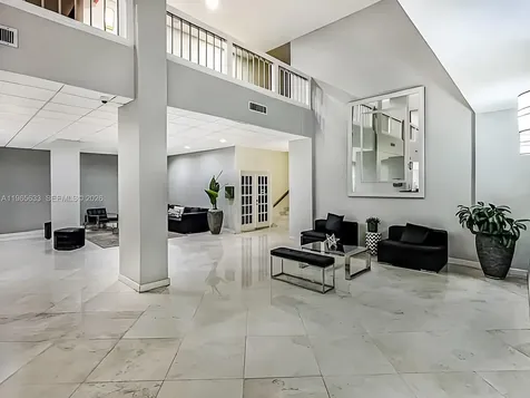 2780 NE 183rd Street Aventura FL 33160