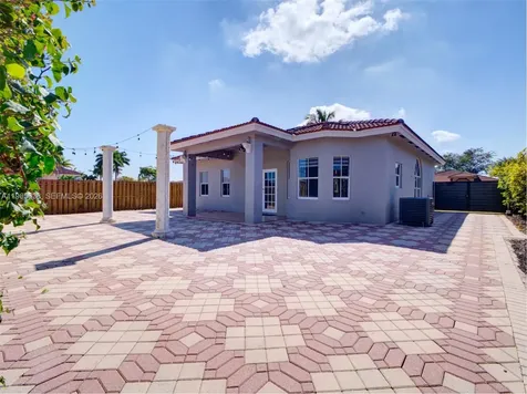 14833 SW 35th Lane Miami FL 33185