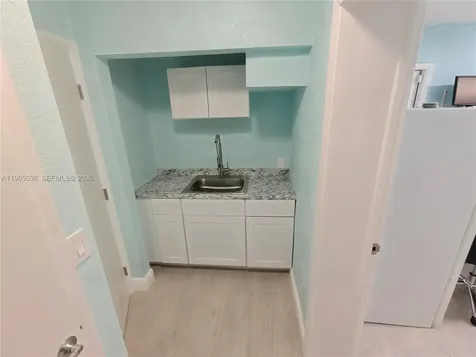 6888 Taft Street Hollywood FL 33024