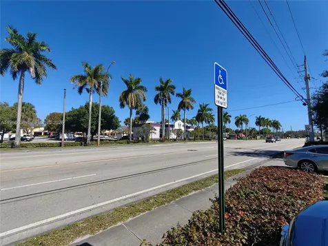 6888 Taft Street Hollywood FL 33024