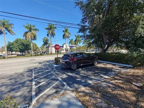 6888 Taft Street Hollywood FL 33024