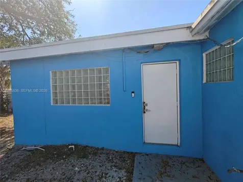 6888 Taft Street Hollywood FL 33024