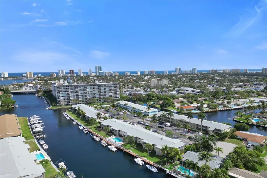 934 SE 9th Avenue Pompano Beach FL 33060
