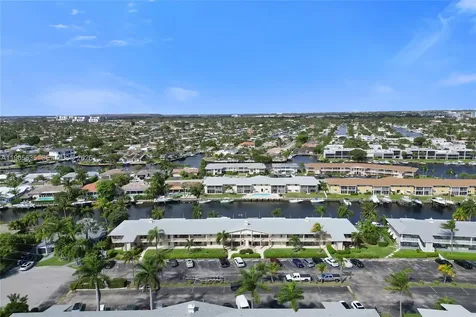 934 SE 9th Avenue Pompano Beach FL 33060