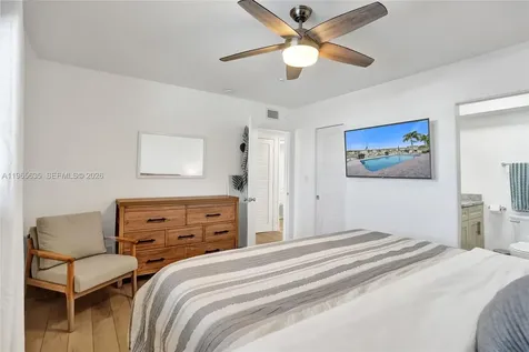 934 SE 9th Avenue Pompano Beach FL 33060