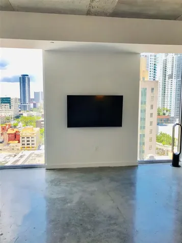151 SE 1st Street Miami FL 33131