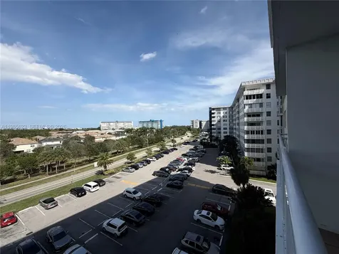 Hollywood FL 33021