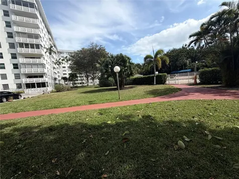 Hollywood FL 33021