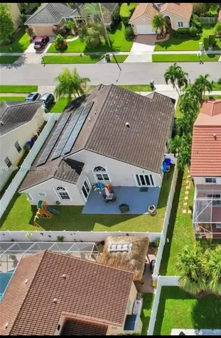 935 NW 203rd Avenue Pembroke Pines FL 33029
