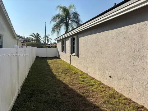 935 NW 203rd Avenue Pembroke Pines FL 33029