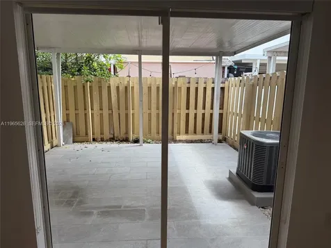 209 NW 109th Avenue Miami FL 33172