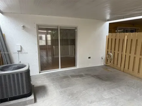 209 NW 109th Avenue Miami FL 33172