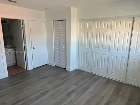 209 NW 109th Avenue Miami FL 33172