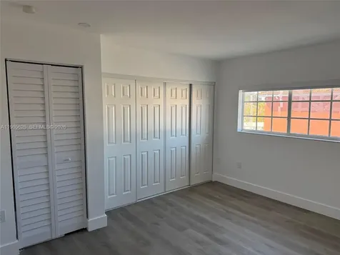 209 NW 109th Avenue Miami FL 33172