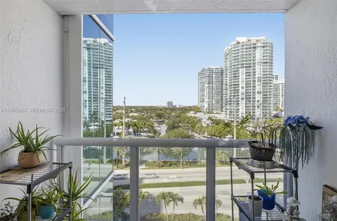 16425 Collins Avenue Sunny Isles Beach FL 33160