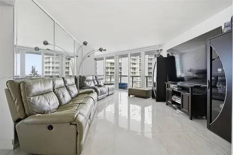 16425 Collins Avenue Sunny Isles Beach FL 33160