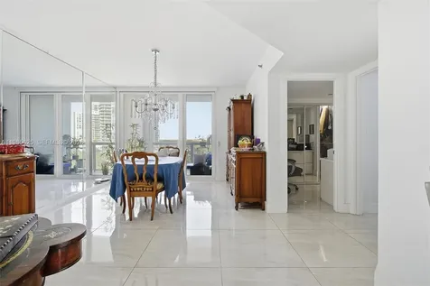 16425 Collins Avenue Sunny Isles Beach FL 33160