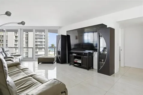 16425 Collins Avenue Sunny Isles Beach FL 33160