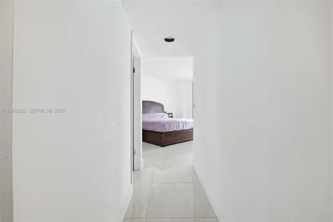 16425 Collins Avenue Sunny Isles Beach FL 33160