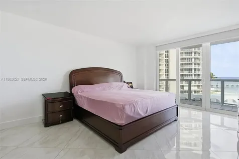 16425 Collins Avenue Sunny Isles Beach FL 33160