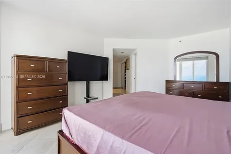 16425 Collins Avenue Sunny Isles Beach FL 33160