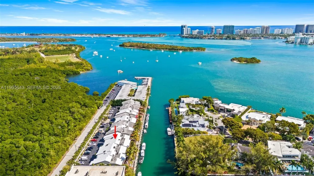 2662 NE 135th Street North Miami FL 33181