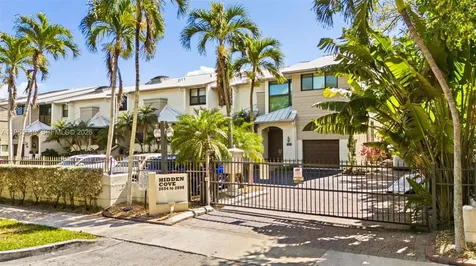 2662 NE 135th Street North Miami FL 33181