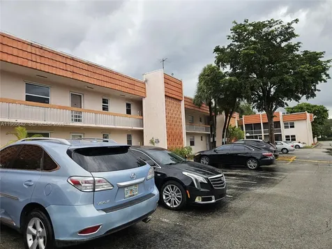 7610 Stirling Road Davie FL 33024