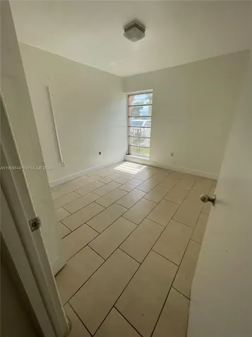 4721 NW 7th Street Miami FL 33126