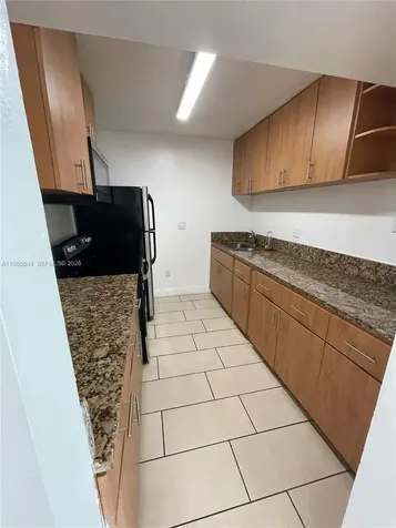 4721 NW 7th Street Miami FL 33126