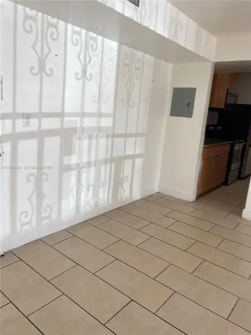 4721 NW 7th Street Miami FL 33126