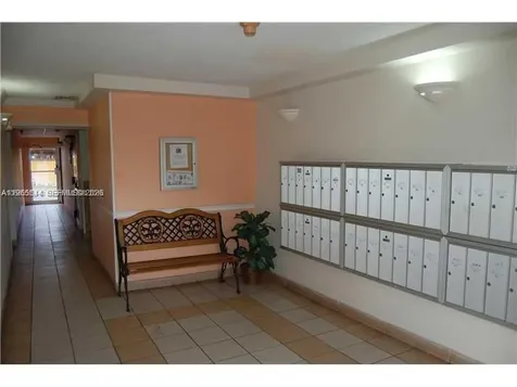 4721 NW 7th Street Miami FL 33126