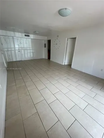 4721 NW 7th Street Miami FL 33126