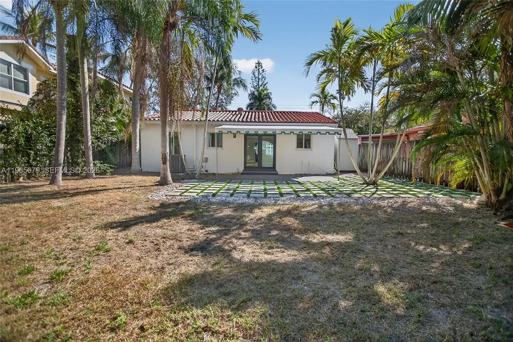 1113 N Victoria Park Road Fort Lauderdale FL 33304