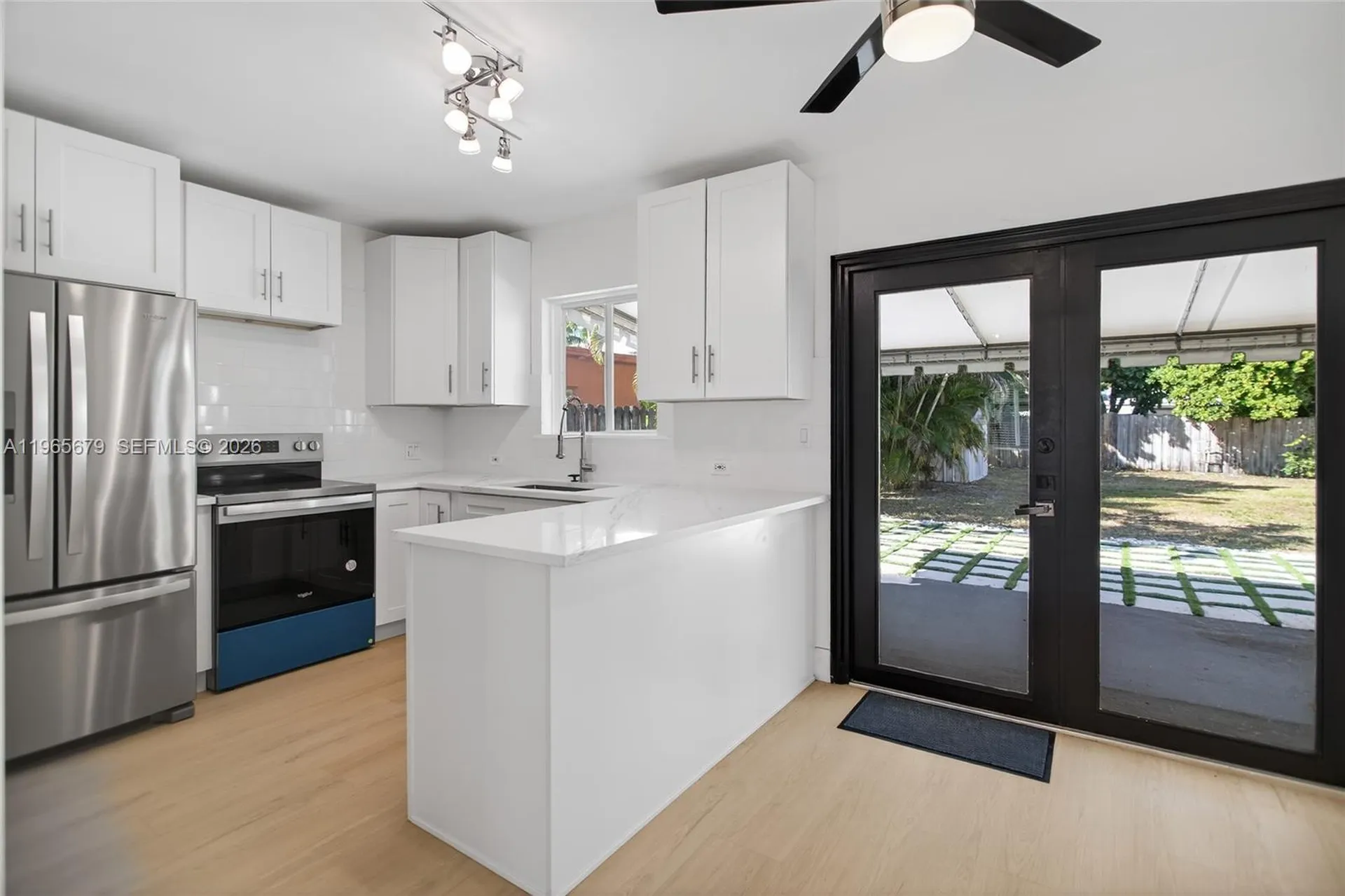 1113 N Victoria Park Road Fort Lauderdale FL 33304