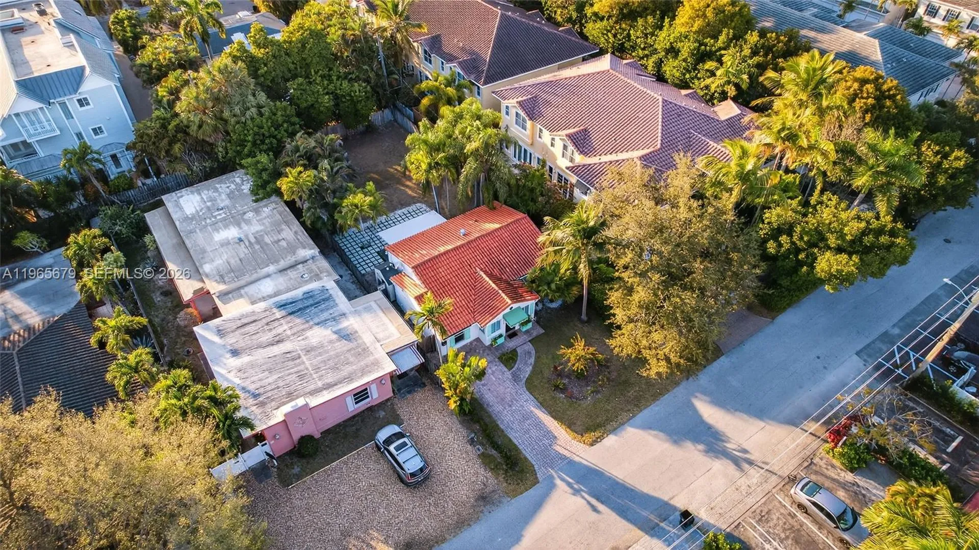 1113 N Victoria Park Road Fort Lauderdale FL 33304