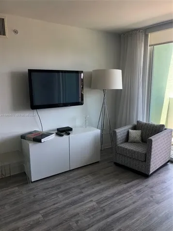 90 Alton Road Miami Beach FL 33139
