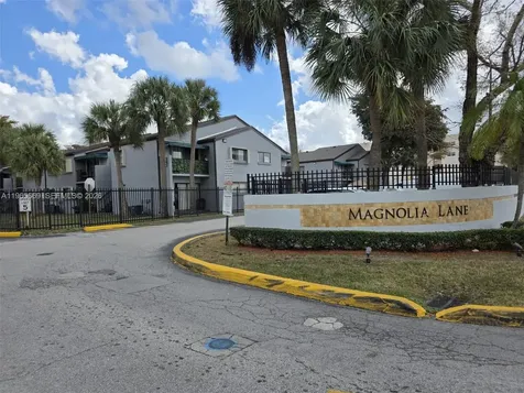 7421 SW 152nd Avenue Miami FL 33193