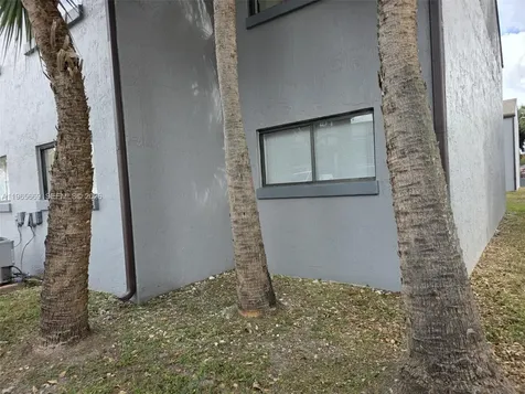 7421 SW 152nd Avenue Miami FL 33193