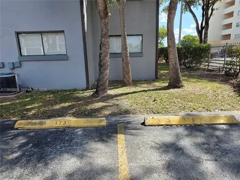 7421 SW 152nd Avenue Miami FL 33193
