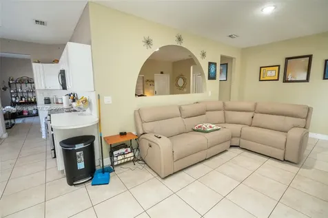 3054 SE 5th Drive Homestead FL 33033