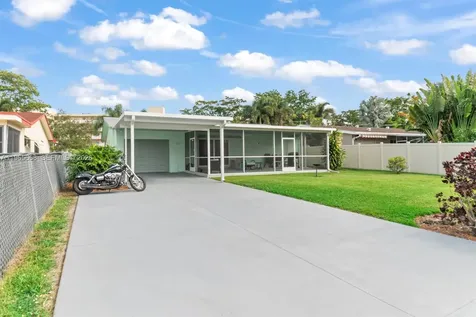 120 SE 3rd Avenue Dania Beach FL 33004