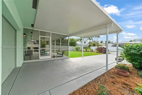 120 SE 3rd Avenue Dania Beach FL 33004