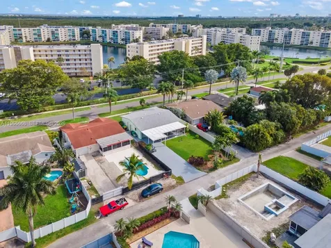 120 SE 3rd Avenue Dania Beach FL 33004